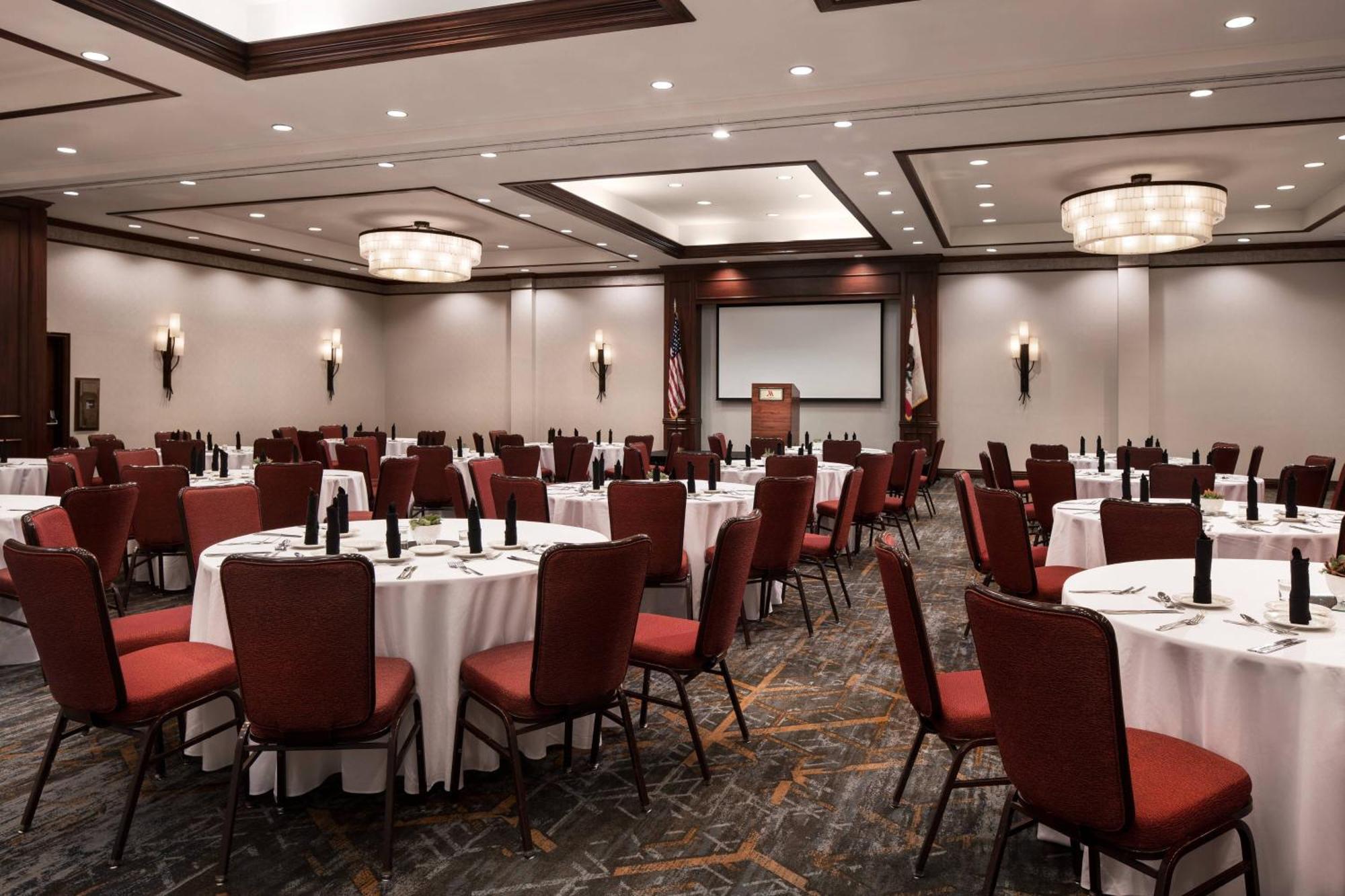 Marriott Riverside At The Convention Center מראה חיצוני תמונה