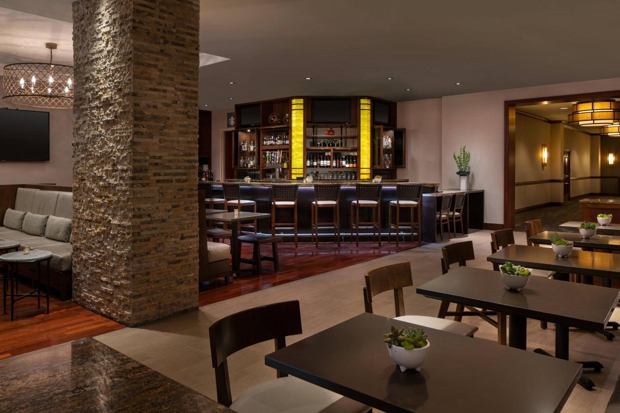 Marriott Riverside At The Convention Center מראה חיצוני תמונה